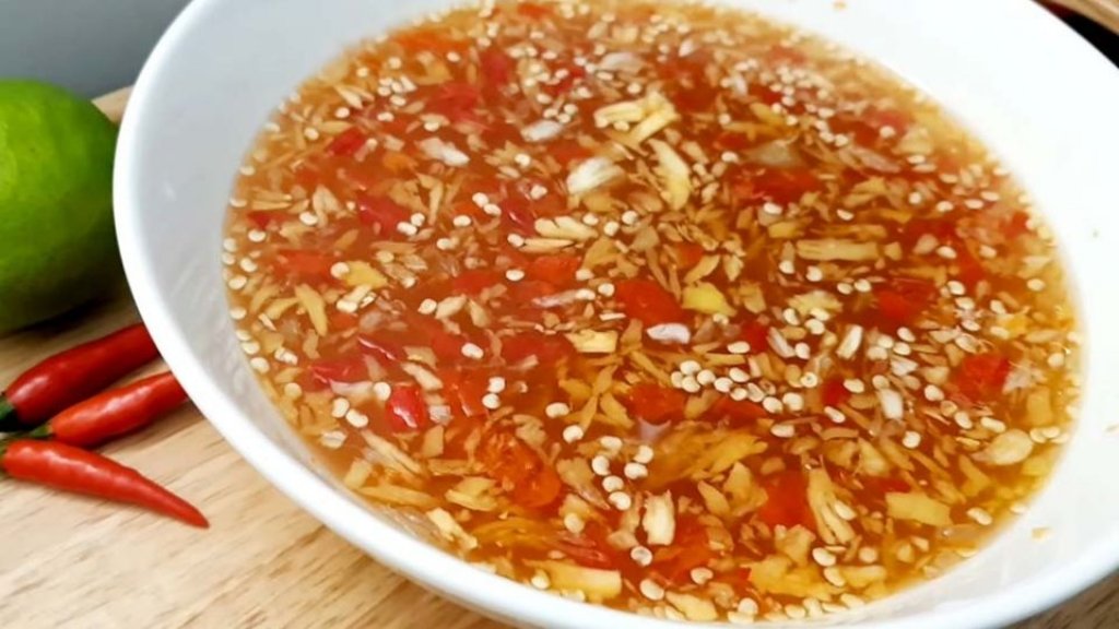 Cách làm nước mắm gừng chấm vịt